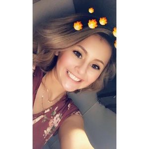 Meet your Posher, Allison